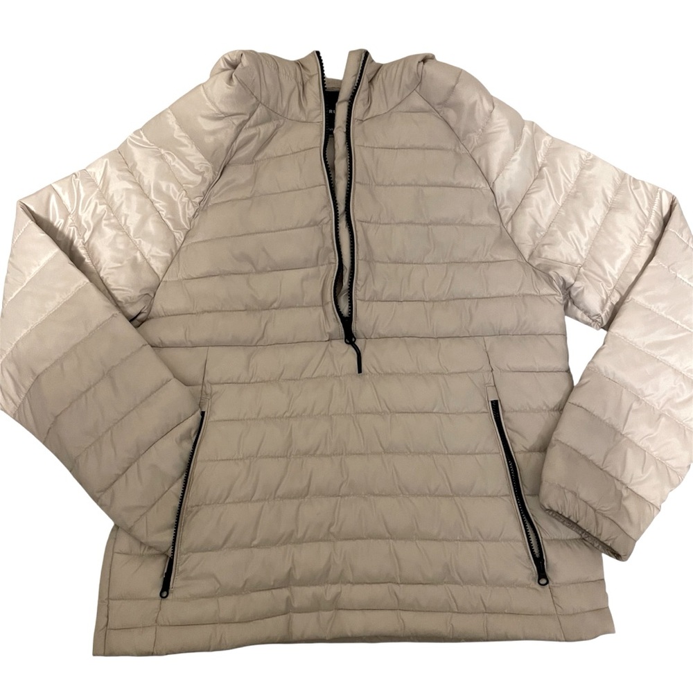 Everlane Renew Puffer Hoodie Cream